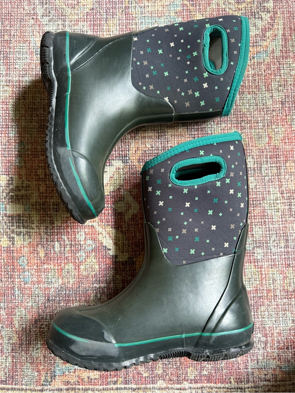 Bogs Kids Grey Teal Classic Plus Waterproof Pull-On winter boots size 3